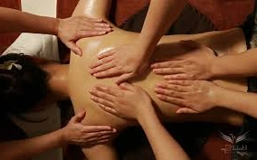 Massages Naturistes Orléans par Julia