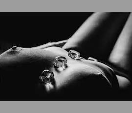 Massages Naturistes Orléans par Julia Massages Naturistes Orléans par Julia